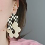 Boucles d'oreilles Daisy damier noir et beige Saboom