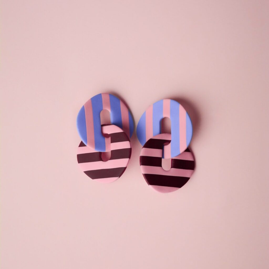 Boucles d'oreilles Saboom Cléo rose bleu marron