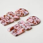 boucles d'oreilles colorées Saboom Camélia rose et marron