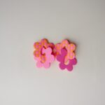 boucles d'oreilles colorées Saboom Daisy damier orange rose