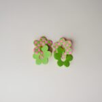 boucles d'oreilles colorées Saboom Daisy damier vert rose